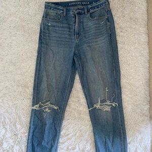 American Eagle Mom Style Jeans
